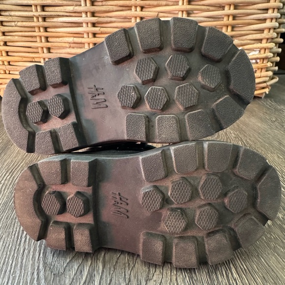 Toddler girl Size 5.5 boots - Picture 4 of 5